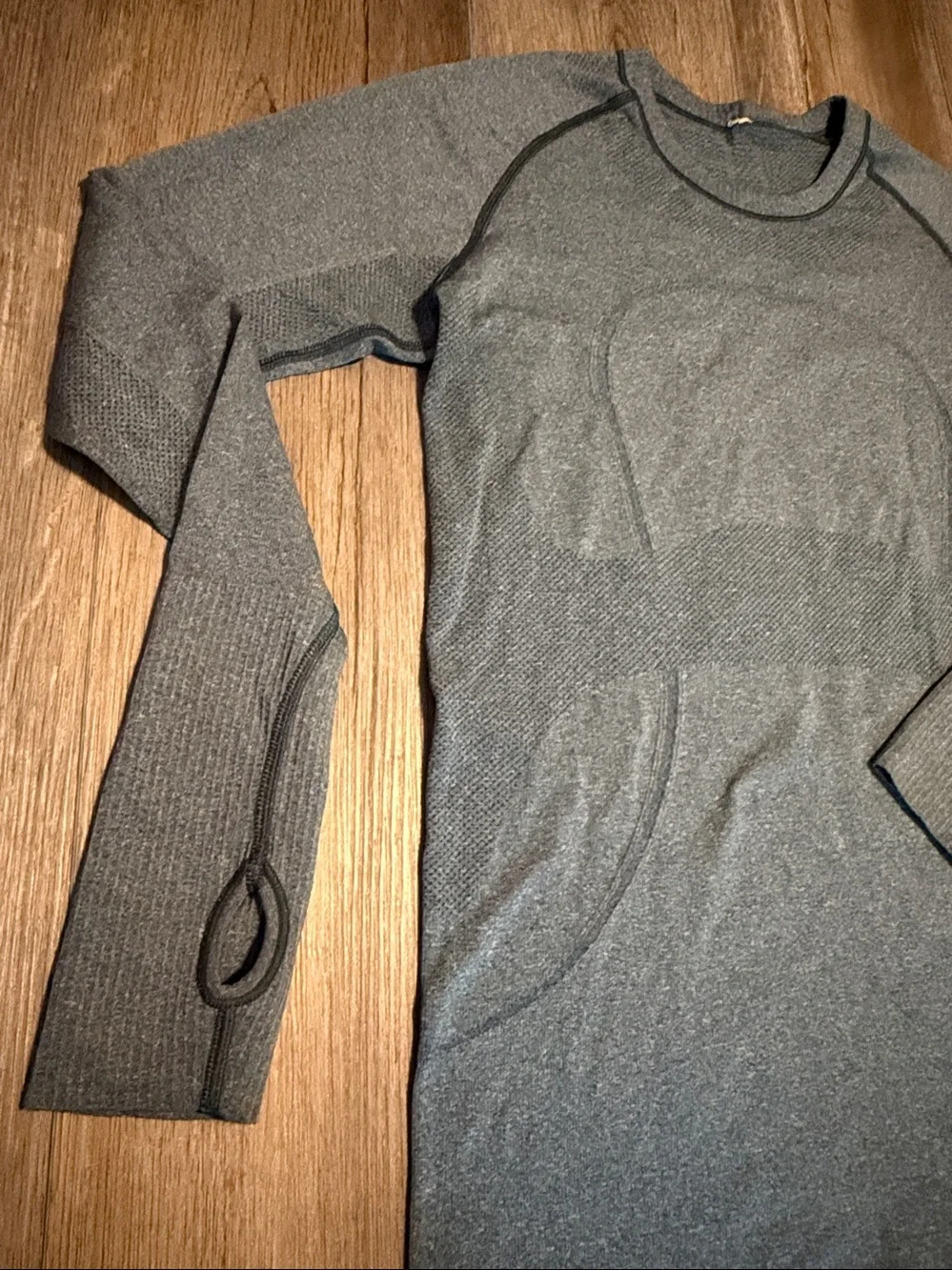 Lululemon Swiftly Tech Long-Sleeve Shirt Hip Length
